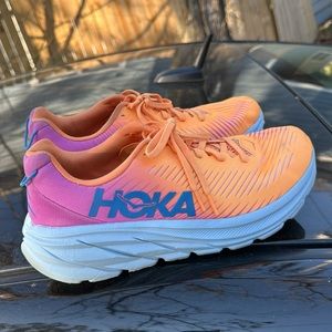 Hoka Rincon 3 - Mock Orange/Cyclamen